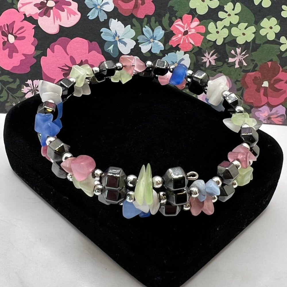 SALE 3/$20**Hematite and Beach Glass Memory Wire Bracelet